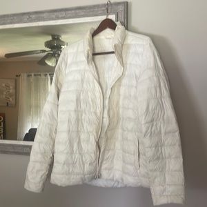 Lightweight bubble jacket
